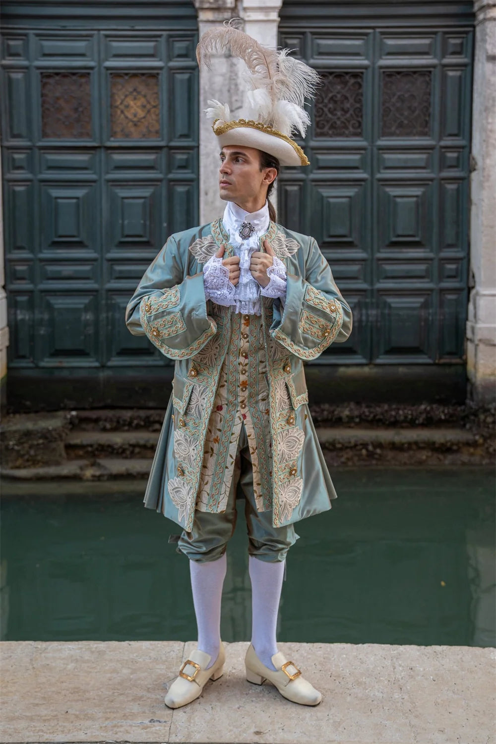 Veylora Historical 1700s Costume Man 18th Century Victorian Rococo Baroque Royal French Prince King Louis XVI Costume Wedding Ball Gown