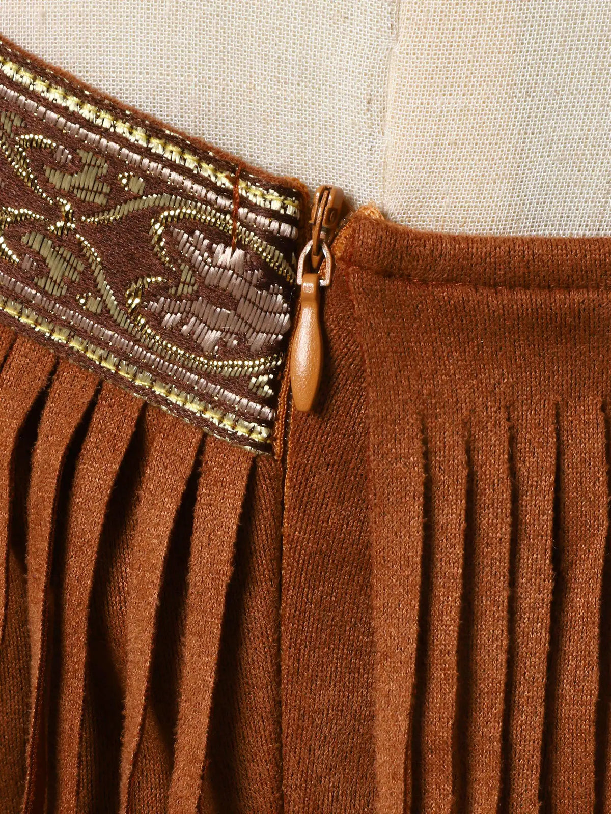Veylora Girls Indian Indigenous Costumes Halloween Cosplay Dresses Caveman Savage Indians Princess Dress Suede Dress And Tassel Sleeves